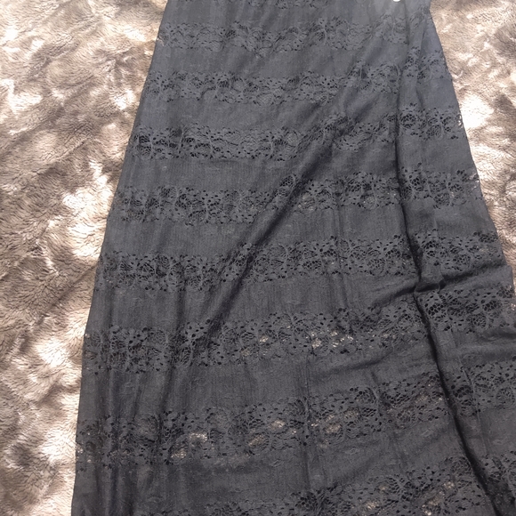 Lily White Black Lace Maxi Skirt. Mini Under Skirt With Overlay - Picture 3 of 3